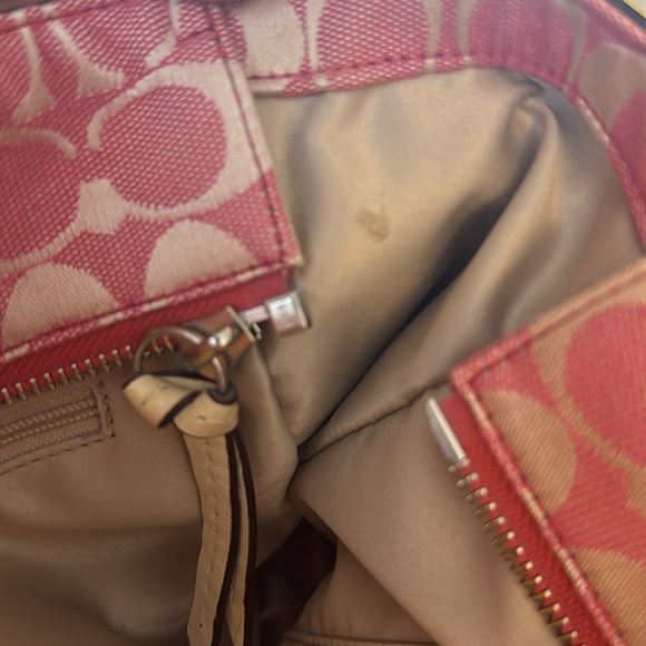 Signature East/West Tote (Coach Style F17726) - Picture 9 of 9